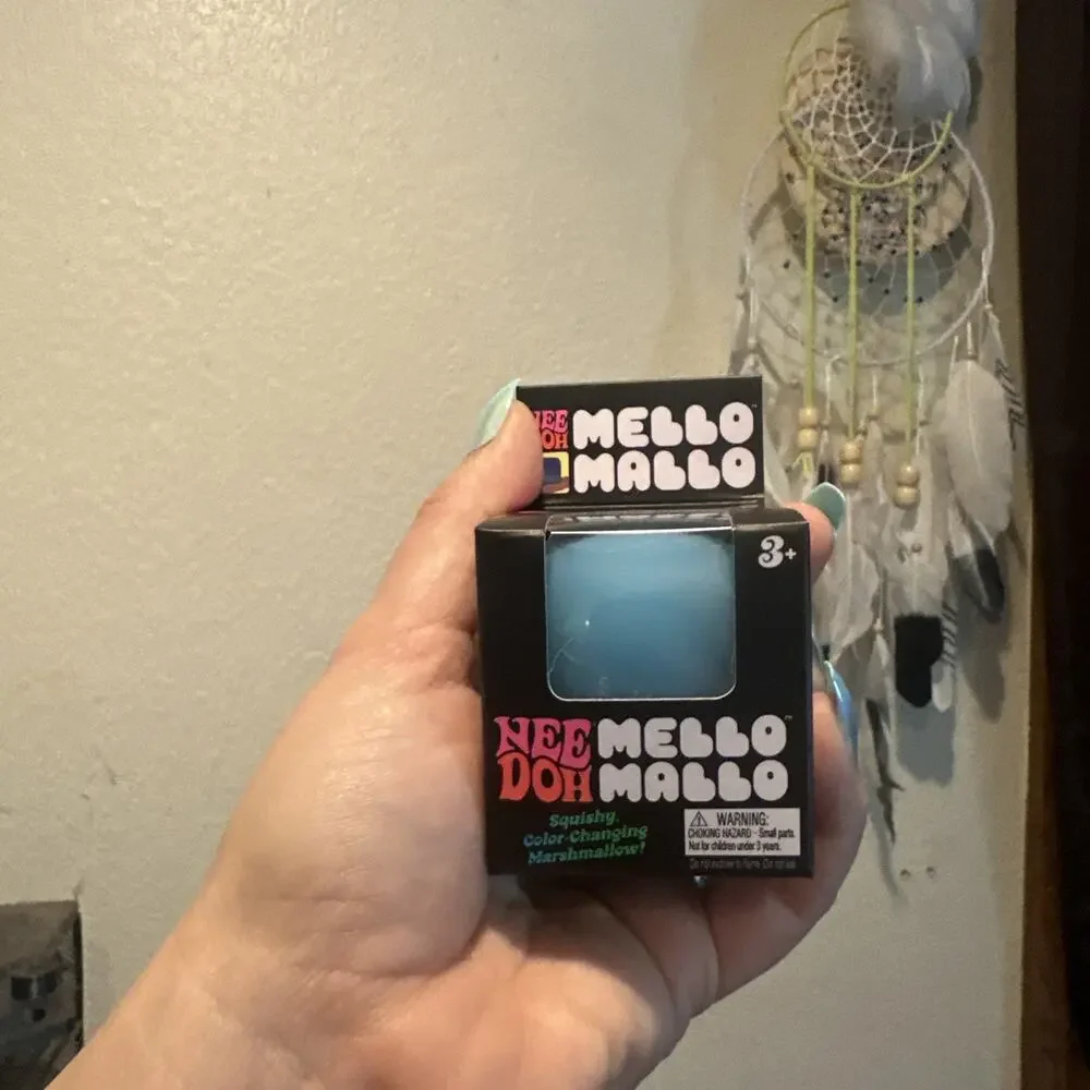 Schylling Needoh Mello Mallo In Blue. Brand New Authentic. Changes Color